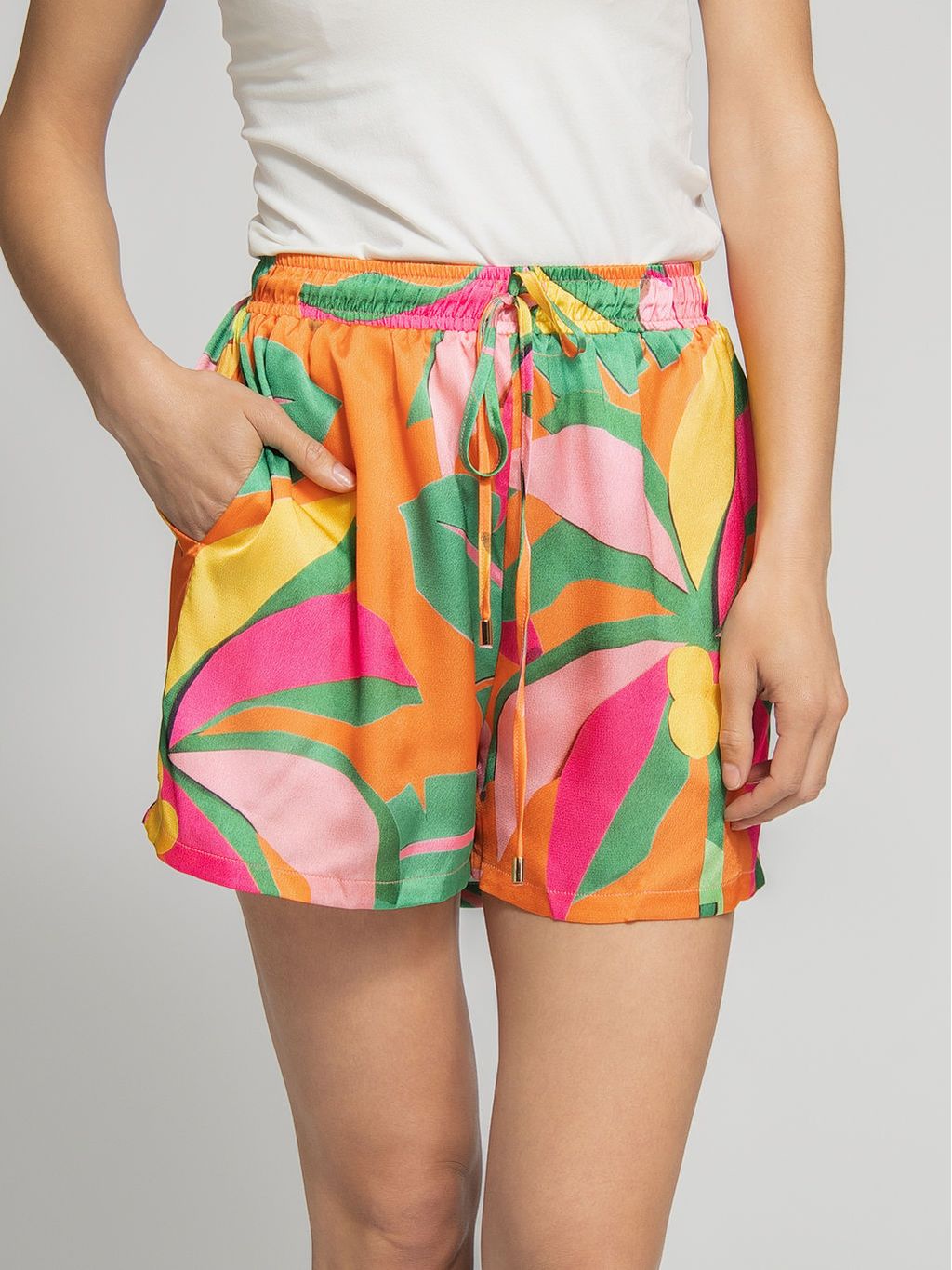 SHORT MULTICOLOR