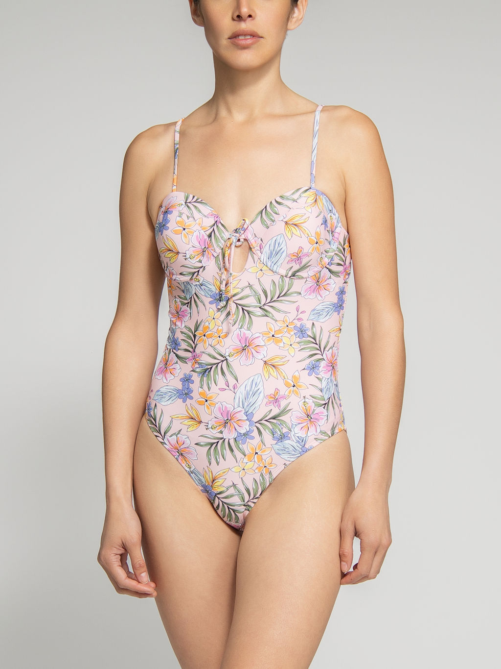 TRAJE DE BAÑO FLORAL